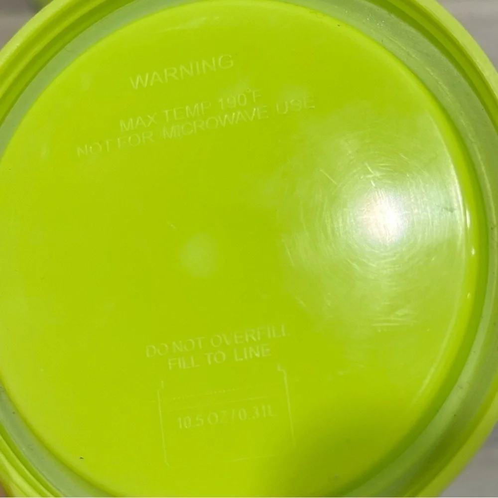 Crayola Hot Cold Insulated Soup Thermos 10.5oz  Food Container Neon Yellow/Green